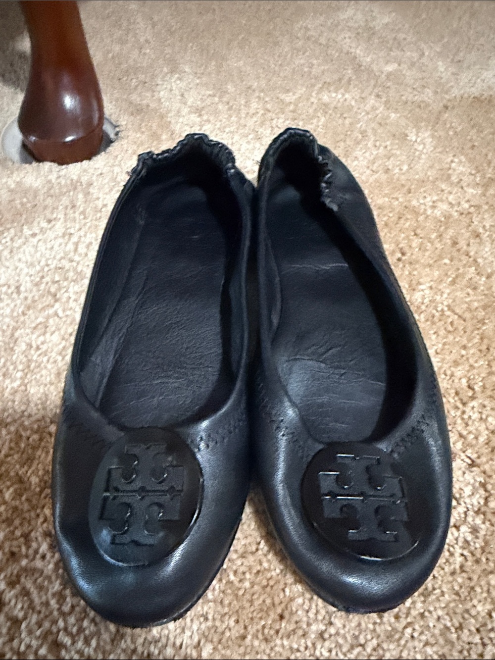 Tory Burch Black Leather Logo Round-Toe Flats